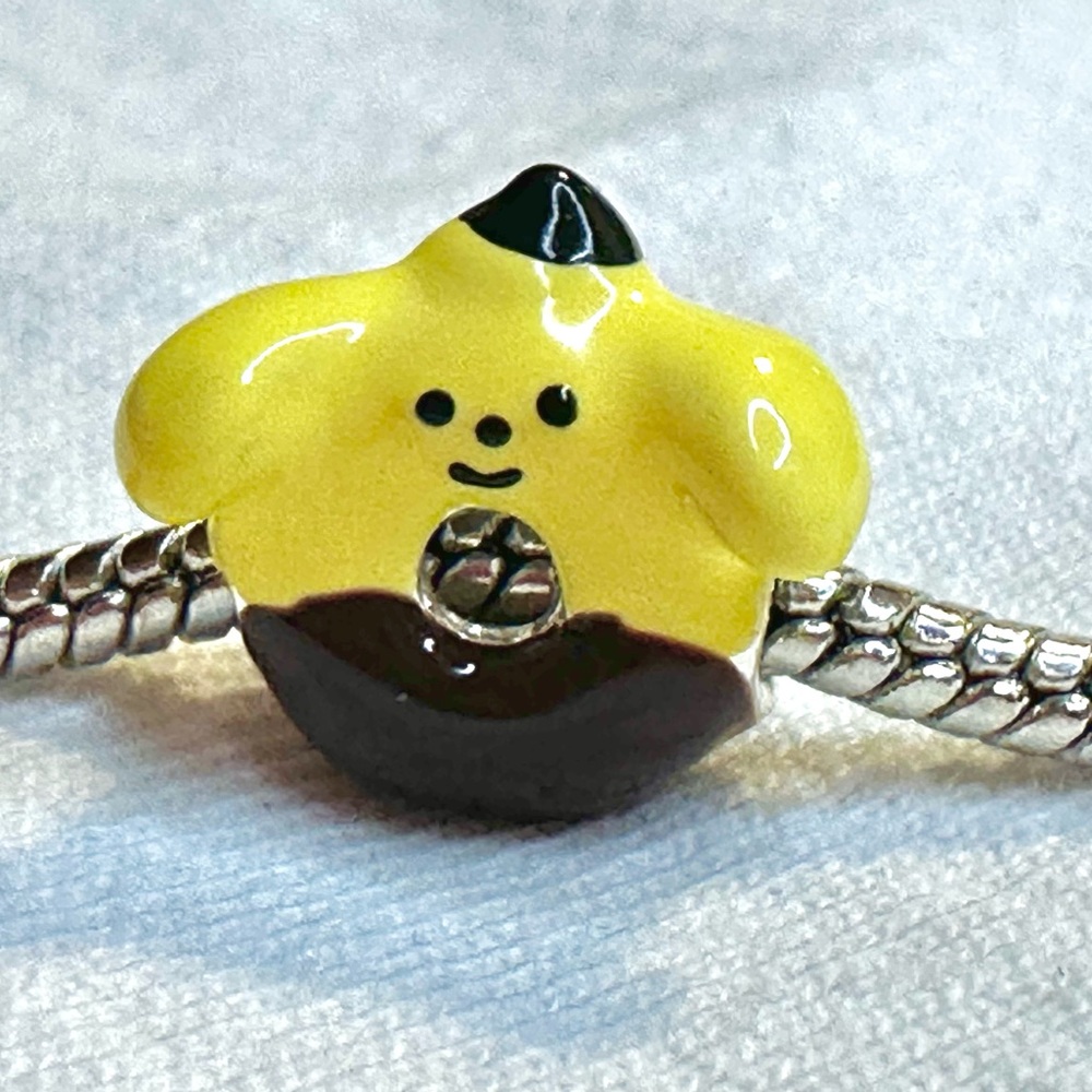 Sanrio PomPompurin Kawaii doughnut charm